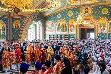 Оренбуржцев отметили за помощь в строительстве «народного» храма